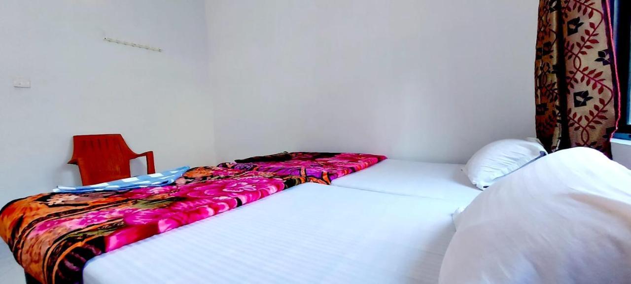 Nilam Guest House Bodh Gaya Luaran gambar