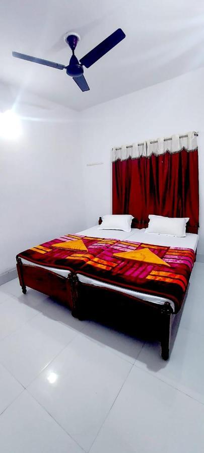 Nilam Guest House Bodh Gaya Luaran gambar